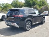 New 2025 Nissan Pathfinder Platinum image 4