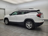 Used 2023 GMC Terrain SLE w/ Driver Convenience Package image 3