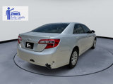 Used 2014 Toyota Camry LE image 5