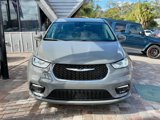 Used 2022 Chrysler Pacifica Touring-L image 4
