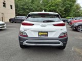 Certified 2022 Hyundai Kona SE w/ Cargo Package image 5