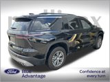 Used 2024 Chevrolet Traverse LT w/ Trailering Package image 2