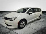 Used 2022 Chrysler Voyager LX image 3