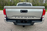 Used 2017 Toyota Tacoma TRD Off-Road image 5