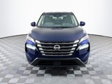 Used 2025 Nissan Rogue SV image 2