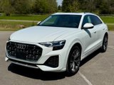 Used 2024 Audi Q8 Prestige image 2