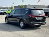 New 2026 Chrysler Pacifica Select image 5