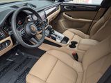 Used 2025 Porsche Macan image 4