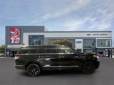 Used 2023 Lincoln Navigator L Reserve image 2