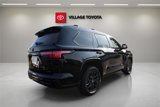 Used 2025 Toyota Sequoia Platinum image 5