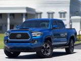 Used 2018 Toyota Tacoma TRD Sport image 2