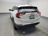 Used 2023 GMC Terrain SLT image 5