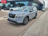 New 2025 Nissan Pathfinder Platinum image 3