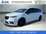 New 2023 Chrysler Pacifica Limited w/ S Appearance Package image 1