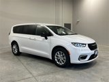 New 2025 Chrysler Pacifica Select image 4