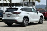 Used 2025 Toyota Highlander XLE image 4