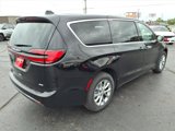 New 2026 Chrysler Pacifica Select image 2