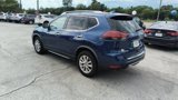 Used 2020 Nissan Rogue SV image 3