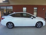 Used 2020 Nissan Versa SV image 2