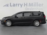 New 2025 Chrysler Pacifica Select image 4