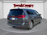 Certified 2022 Chrysler Pacifica Limited image 5
