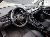 Certified 2024 Porsche Macan image 4