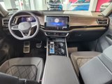 New 2025 Volkswagen Atlas SEL Premium R-Line image 5