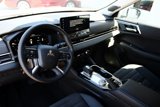 New 2025 Mitsubishi Outlander SE image 3