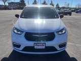 New 2025 Chrysler Pacifica Select image 3