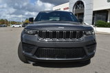 New 2025 Jeep Grand Cherokee Laredo w/ Luxury Tech Group I image 4