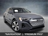 Used 2024 Audi Q8 e-tron Premium image 1