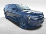 Used 2024 Ford Expedition Max XLT image 3
