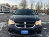 Used 2018 Dodge Grand Caravan SE w/ UConnect Hands-Free Group image 2