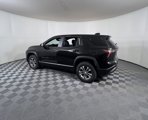 New 2026 Chevrolet Equinox LT w/ Convenience Package II image 3