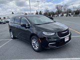 New 2025 Chrysler Pacifica Select w/ Uconnect Theater Family Group image 2