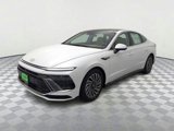 New 2025 Hyundai Sonata Limited image 2