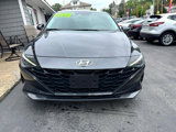 Used 2021 Hyundai Elantra SE w/ Cargo Package image 2