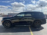 Used 2023 Jeep Grand Cherokee L Limited w/ Black Appearance Package image 5