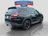 Used 2025 Honda Pilot TrailSport image 4