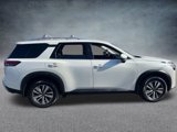 Used 2023 Nissan Pathfinder SL image 3