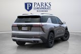 New 2026 Chevrolet Traverse Z71 w/ Enhanced Driving Package image 4