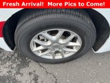 Used 2024 Chrysler Pacifica Touring-L image 3