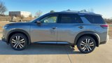 New 2025 Nissan Pathfinder Platinum image 5