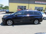Used 2021 Toyota Sienna Platinum image 2