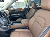 New 2025 Nissan Pathfinder Platinum image 5