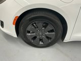 Used 2020 Chrysler Pacifica Limited w/ S Appearance Package image 2