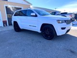 Used 2018 Jeep Grand Cherokee Altitude image 3