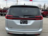 Used 2023 Chrysler Pacifica Touring-L image 4
