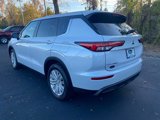 New 2024 Mitsubishi Outlander ES image 6