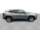 Certified 2025 Chevrolet Trax LS w/ LS Convenience Package image 4